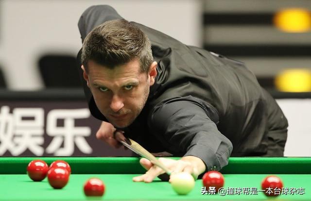 米兰真人-清晨全明星赛焦点战，罗马遗憾出局，引发热议，训练强度明显提升-米兰真人